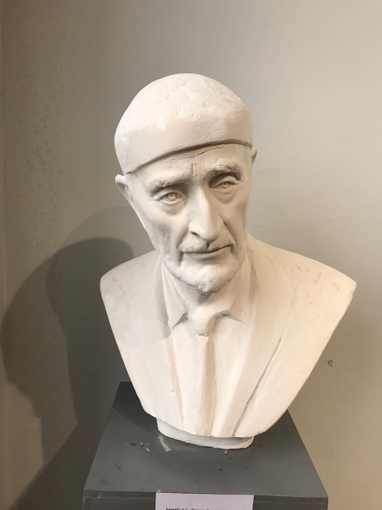 81656580_671621600036215_6940766849411842048_n.jpg