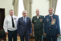 РАУЛЬ ХАДЖИМБА О РОССИЙСКИХ МИРОТВОРЦАХ: &laquo;ВЫ ОБЕСПЕЧИВАЛИ ПОРЯДОК И БЕЗОПАСНОСТЬ В ОДИН ИЗ САМЫХ СЛОЖНЫХ ЭТАПОВ СТАНОВЛЕНИЯ НАШЕГО ГОСУДАРСТВ&raquo;