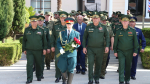 ВОЗЛОЖЕНИЕ ЦВЕТОВ В ПРЕДДВЕРИИ ПРАЗДНОВАНИЯ ДНЯ ОБРАЗОВАНИЯ ВООРУЖЕННЫХ СИЛ РЕПСУБЛИКИ АБХАЗИЯ