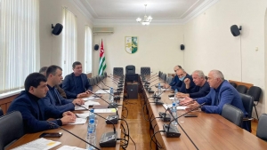 ЗАСЕДАНИЕ ПАРЛАМЕНТСКОГО КОМИТЕТА