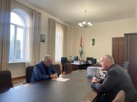 БЕСЛАН ДЖОПУА ДОЛОЖИЛ ПРЕМЬЕР-МИНИСТРУ ОБ ИТОГАХ РАБОЧЕЙ ПОЕЗДКИ В КРЫМ