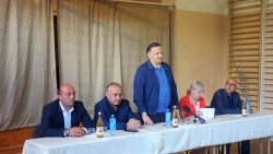 БЕСЛАН ЭШБА ВСТРЕТИЛСЯ С ЖИТЕЛЯМИ НОВОГО РАЙОНА СТОЛИЦЫ