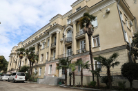 ГАГРСКАЯ ЦРБ ИСПЫТЫВАЕТ НЕХВАТКУ КАДРОВ