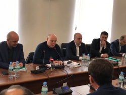 ДЕПУТАТ АСЛАН БЖАНИЯ ПРЕДЛАГАЕТ ПАРЛАМЕНТУ НЕ ОСТАВЛЯТЬ БЕЗ РЕАГИРОВАНИЯ  МАТЕРИАЛЫ  ПРОВЕРОК, ПРОВОДИМЫХ КОНТРОЛЬНОЙ ПАЛАТОЙ