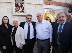 ПРЕЗИДЕНТ АБХАЗИИ ВСТРЕТИЛСЯ С СЕМЬЕЙ УАЛИДА МАРШАНА