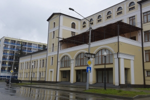 В  СУХУМЕ  СОСТОЯЛОСЬ ОФИЦИАЛЬНОЕ ТОРЖЕСТВЕННОЕ ОТКРЫТИЕ ПОСЛЕ КАПИТАЛЬНОГО РЕМОНТА НАЦИОНАЛЬНОЙ  БИБЛИОТЕКИ  ИМ. И. Г. ПАПАСКИР
