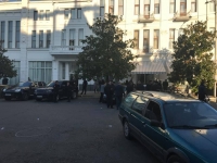 ТРИ ЧЕЛОВЕКА ПОГИБЛИ И  ТРОЕ РАНЕНО В РЕЗУЛЬТАТЕ СТРЕЛЬБЫ В СУХУМЕ
