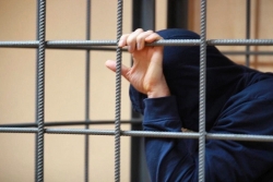 В СУХУМСКОМ СУДЕ РАССМАТРИВАЕТСЯ АДМИНИСТРАТИВНЫЙ ИСК АСТАМУРА ДЖОПУА