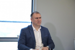 ГЛАВА ТОБОЛЬСКА ПЕТР ВАГИН ПОДЕЛИЛСЯ ОПЫТОМ С УПРАВЛЕНЦАМИ В АБХАЗИИ