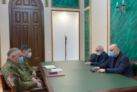ПРЕЗИДЕНТ АСЛАН БЖАНИЯ ПРИНЯЛ МИНИСТРА ОБОРОНЫ ВЛАДИМИРА АНУА
