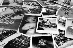 ФОТОВЫСТАВКА, ПОСВЯЩЕННАЯ ПОЗДНЕСОВЕТСКОМУ ПЕРИОДУ ИСТОРИИ АБХАЗИИ