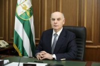 ПРЕЗИДЕНТ АБХАЗИИ ОТБЫЛ В МОСКВУ