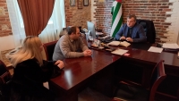 ПОМОЩЬ СОЦИАЛЬНО-УЯЗВИМЫМ И МНОГОДЕТНЫМ СЕМЬЯМ