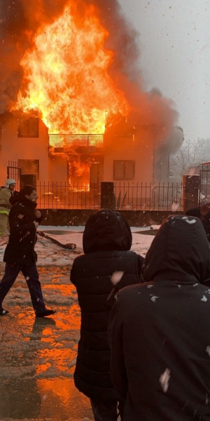 НА ПОЖАРЕ В ГУДАУТЕ ПОГИБЛИ ДВОЕ ДЕТЕЙ