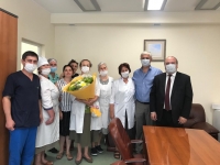 ТАМАЗ ЦАХНАКИЯ ПОЗДРАВИЛ МЕДИКОВ ГУДАУТСКОГО ГОСПИТАЛЯ С ДНЁМ ПРИЗНАНИЯ НЕЗАВИСИМОСТИ АБХАЗИИ