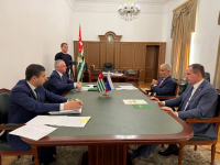 БАДРА ГУНБА ПРИНЯЛ СЕРГЕЯ НАЗАРОВА