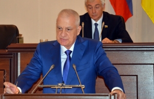 СКОНЧАЛСЯ ГЛАВА СЕВЕРНОЙ ОСЕТИИ ТАМЕРЛАН АГУЗАРОВ
