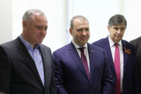 БАДРА ГУНБА ПРИНЯЛ УЧАСТИЕ В МЕРОПРИЯТИИ ПО СЛУЧАЮ НАЧАЛА ВЫДАЧИ ДЕБЕТОВЫХ КАРТ ПЕНСИОНЕРАМ АБХАЗИИ &ndash; ГРАЖДАНАМ РФ