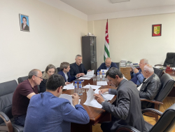 РАССМОТРЕНЫ КОММЕРЧЕСКИЕ ПРЕДЛОЖЕНИЯ