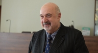 ВЛАДИМИР ДЕЛБА СТАЛ ЛАУРЕАТОМ ПРЕМИИ ИМЕНИ ФАЗИЛЯ ИСКАНДЕРА