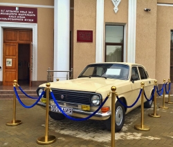 КОМПАНИЯ &laquo;А-МОБАИЛ&raquo; ПЕРЕДАЛА В ДАР МУЗЕЮ БОЕВОЙ СЛАВЫ ИМ. В. АРДЗИНБА ПЕРВЫЙ СЛУЖЕБНЫЙ АВТОМОБИЛЬ ПЕРВОГО ПРЕЗИДЕНТА АБХАЗИИ