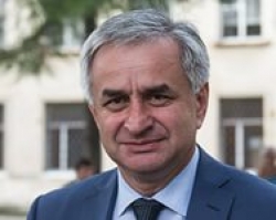 РАУЛЬ ХАДЖИМБА НАХОДИТСЯ С ВИЗИТОМ В УДМУРТИИ