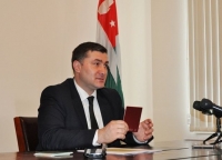 В АБХАЗИЮ ПОСТУПИЛА  ПЕРВАЯ  ПАРТИЯ  БЛАНКОВ НОВОГО ОБРАЗЦА ПАСПОРТА ГРАЖДАНИНА РА