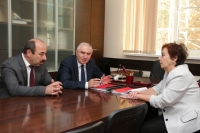 ВАЛЕРИЙ БГАНБА ПРЕДСТАВИЛ ГЛАВУ УПРАВЛЕНИЯ ПО АРХИТЕКТУРЕ ГРАДОСТРОИТЕЛЬСТВУ И ЖИЛИЩНО-КОММУНАЛЬНОМУ ХОЗЯЙСТВУ
