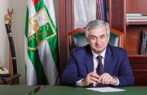 РАУЛЬ ХАДЖИМБА ЗАРЕГИСТРИРОВАН КАНДИДАТОМ В ПРЕЗИДЕНТЫ АБХАЗИИ