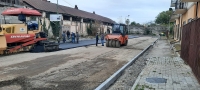 В СТОЛИЦЕ НАЧАЛИ АСФАЛЬТИРОВАНИЕ УЛ. АБАЗИНСКОЙ