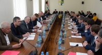 СРЕДИ ПРЕДСЕДАТЕЛЕЙ ДЕВЯТИ ПАРЛАМЕНТСКИХ КОМИТЕТОВ НЕТ НИ ОДНОГО ПРЕДСТАВИТЕЛЯ ОППОЗИЦИИ