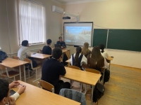 СОТРУДНИКИ МЧС РАССКАЗАЛИ ШКОЛЬНИКАМ КАК ВЫЖИТЬ ПРИ ЗЕМЛЕТРЯСЕНИИ