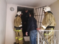 СПЕЦИАЛИСТЫ ВЫЯСНЯЮТ ПРИЧИНЫ ВОЗГОРАНИЯ В БИБЛИОТЕЧНОМ КОРПУСЕ АГУ
