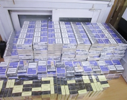 НА РОССИЙСКО-АБХАЗСКОЙ ГРАНИЦЕ ВЫЯВЛЕНО БОЛЕЕ 1000 ПАЧЕК СИГАРЕТ, СОКРЫТЫХ В АВТОМОБИЛЕ