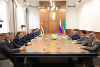 БАДРА ГУНБА ВСТРЕТИЛСЯ С РУСТАМОМ МИННИХАНОВЫМ