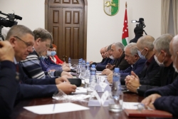 БЕСЛАН ДЖОПУА ПРОВЁЛ ВСТРЕЧУ С РАБОЧЕЙ ГРУППОЙ ПО ОСУЩЕСТВЛЕНИЮ МОНИТОРИНГА ПОТЕНЦИАЛА АПК АБХАЗИИ