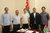 ХАРИТОН АГРБА ОБСУДИЛ С РУКОВОДСТВОМ ГОСКОМИТЕТА ГУМАНИТАРНУЮ МИССИЮ И ПЛАНЫ НА БУДУЩЕЕ