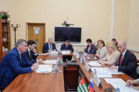 ЭДУАРД БУТБА ВСТРЕТИЛСЯ С РОССИЙСКИМ КОЛЛЕГОЙ