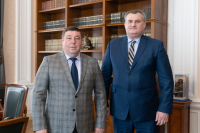 ЭДУАРД БУТБА ВСТРЕТИЛСЯ С РЕКТОРОМ СЕЧЕНОВСКОГО УНИВЕРСИТЕТА ПЕТРОМ ГЛЫБОЧКО