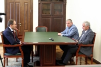 МИНИСТР РФ  ПО ДЕЛАМ СЕВЕРНОГО КАВКАЗА  ДОВОЛЕН ТЕМ, КАК  ВЕДУТСЯ  В РАМКАХ ИНВЕСТПРОГРАММЫ РЕМОНТНО-ВОССТАНОВИТЕЛЬНЫЕ РАБОТЫ В АБХАЗИИ