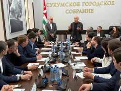 СОСТОЯЛОСЬ ПЕРВОЕ ЗАСЕДАНИЕ ГОРОДСКОГО СОБРАНИЯ VIII СОЗЫВА