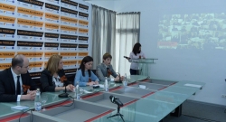 В СУХУМЕ  УСТАНАВЛИВАЮТ БАННЕРЫ &laquo;ЛИЦА ПОБЕДЫ&raquo;