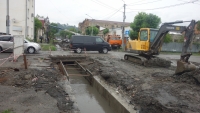 ПРОДОЛЖАЮТСЯ РАБОТЫ ПО РЕМОНТУ ЛИВНЕВОГО КОЛЛЕКТОРА