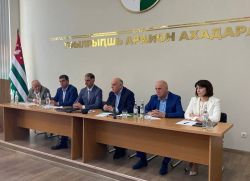 БЖАНИЯ: &laquo;ЭКОНОМИЧЕСКОЕ РАЗВИТИЕ ГУЛРЫПШСКОГО РАЙОНА НОСИТ ПОСТУПАТЕЛЬНЫЙ ХАРАКТЕР&raquo;
