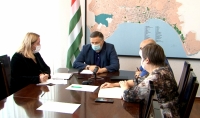 БЕСЛАН ЭШБА: В БОЛЬШИНСТВЕ ШКОЛ СУХУМА СИТУАЦИЯ СТАБИЛЬНАЯ, РОСТА СЛУЧАЕВ ЗАБОЛЕВАНИЯ НЕТ