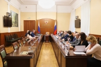 ЭДУАРД БУТБА ВСТРЕТИЛСЯ С ПЕРВЫМ ЗАММИНИСТРА ЗДРАВООХРАНЕНИЯ РОССИИ