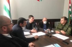 ДЕПУТАТЫ СУХУМСКОГО ГОРОДСКОГО СОБРАНИЯ ВНОВЬ ОБРАТИЛИСЬ К ПРЕЗИДЕНТУ С ПРЕДЛОЖЕНИЕМ НЕ ВОЗОБНОВЛЯТЬ УЧЕБНЫЙ ПРОЦЕСС В ШКОЛАХ РЕСПУБЛИКИ