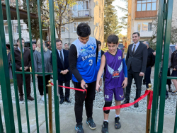 В СУХУМЕ ОТКРЫЛИ ЕЩЕ ОДНУ СПОРТИВНУЮ ПЛОЩАДКУ