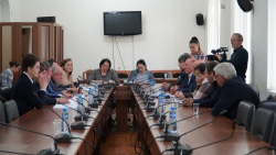 ЗАСЕДАНИЕ ПАРЛАМЕНТСКОЙ КОМИССИИ