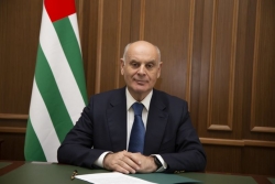 НОВОГОДНЕЕ ОБРАЩЕНИЕ ПРЕЗИДЕНТА РЕСПУБЛИКИ АБХАЗИЯ АСЛАНА БЖАНИЯ